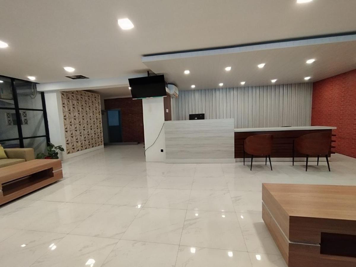 Hotel Syariah Selamat Сукабуми Экстерьер фото